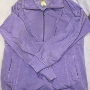 Super comfy and stretch half zip.